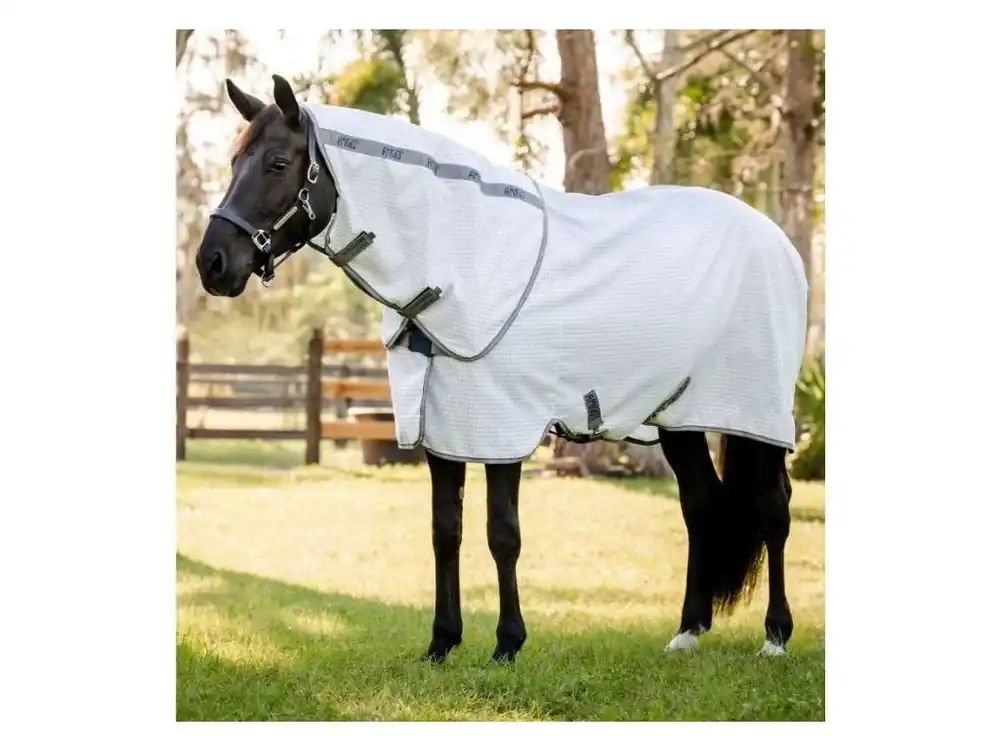 Letní deka / deka proti hmyzu HORSEWARE Amigo Summer Sheet Plus s krkem navy check/titanium grey and silver 160cm Akční Cena