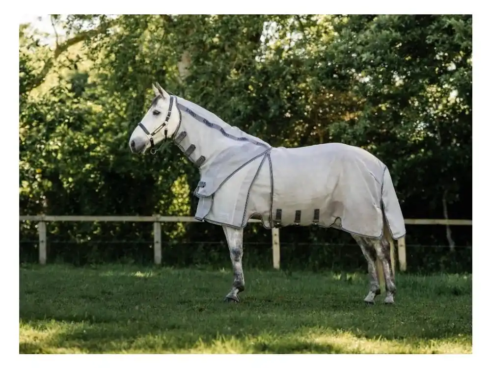 Originální Deka proti hmyzu HORSEWARE Rambo Optimo Protector Plus s krkem silver/thunderstorm grey & silver 140cm